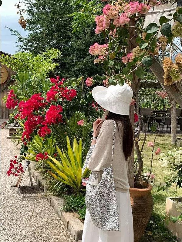 Flora Canvas Tote
