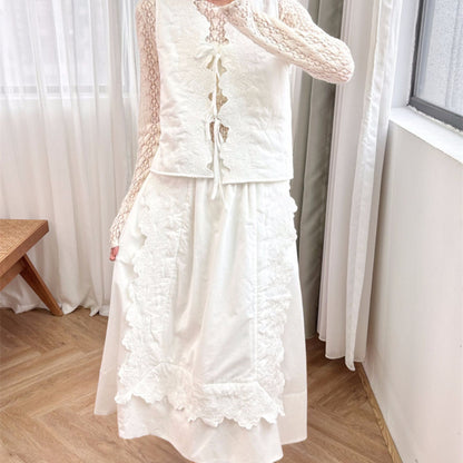 Moonlit Nordic Dreams – Broderad retro bomullsväst