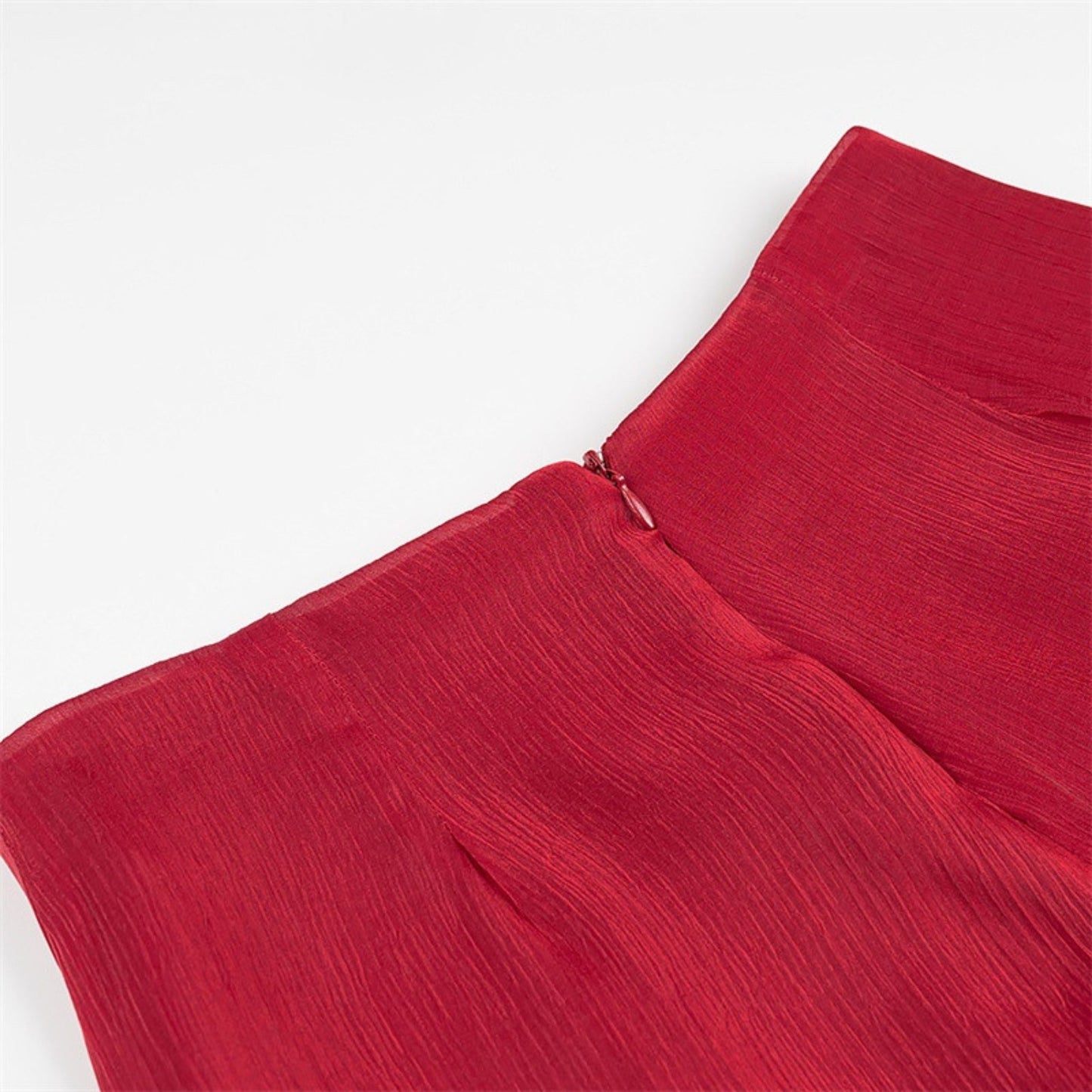 Crimson Crush – Be in Love-set 