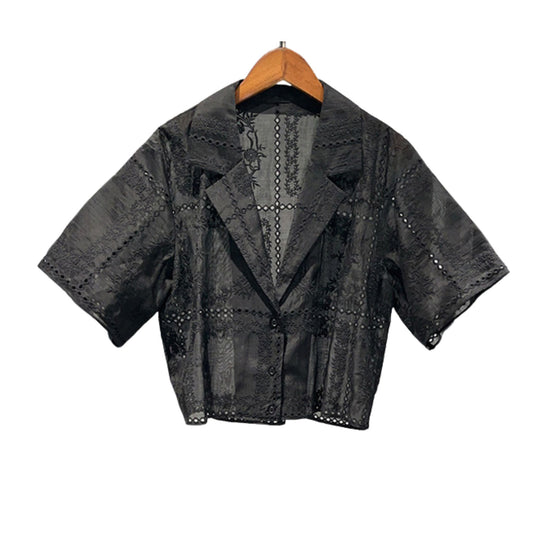 Elegant, skir, broderad lyxblus svart